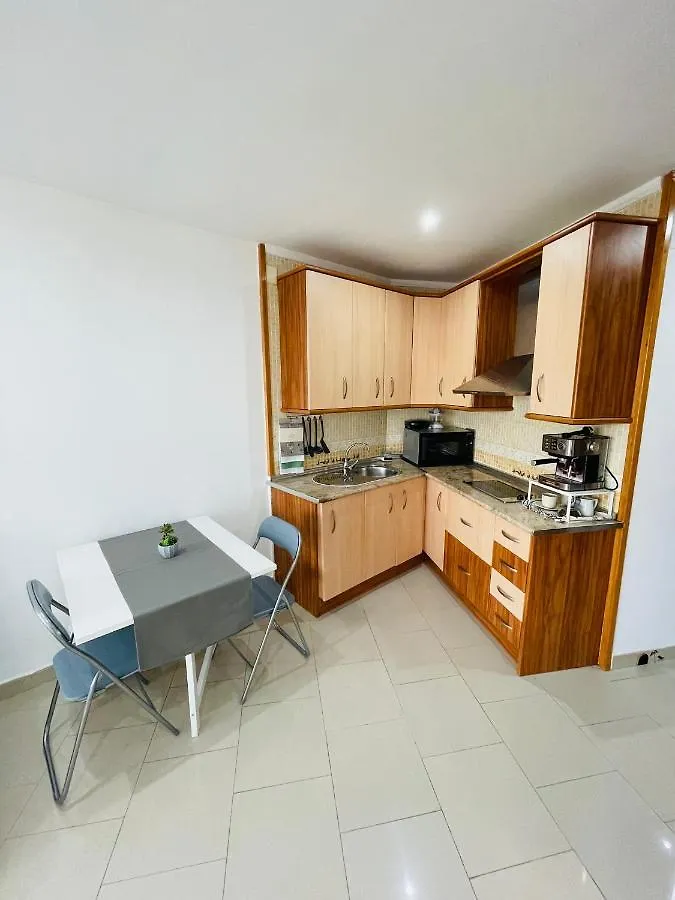 Apartamento La Torre 1337 Precioso, Moderno Y Con Piscina Torremolinos 0*,  Spagna