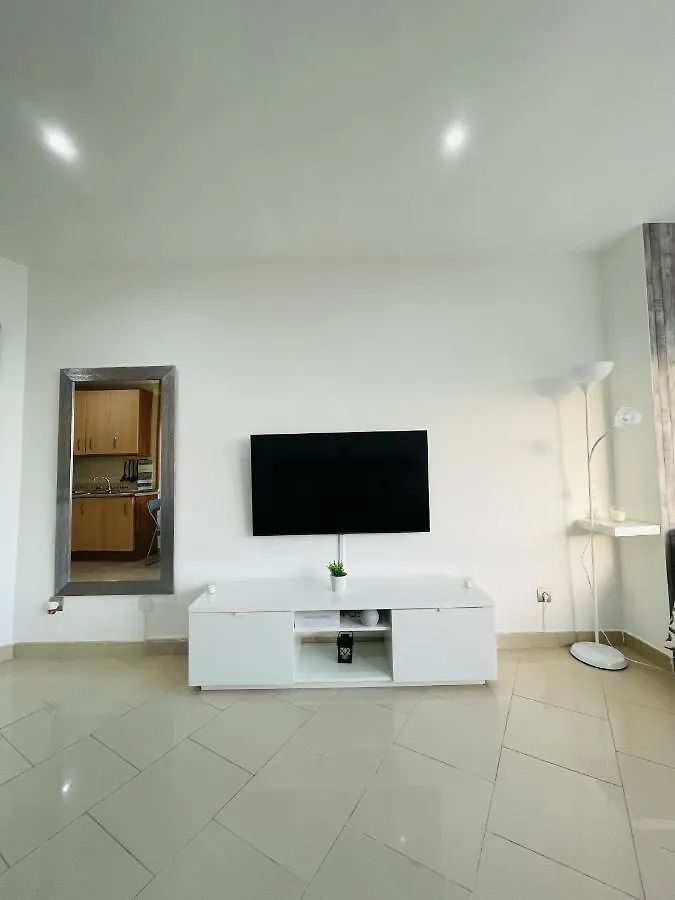 Apartamento La Torre 1337 Precioso, Moderno Y Con Piscina Torremolinos Apartment