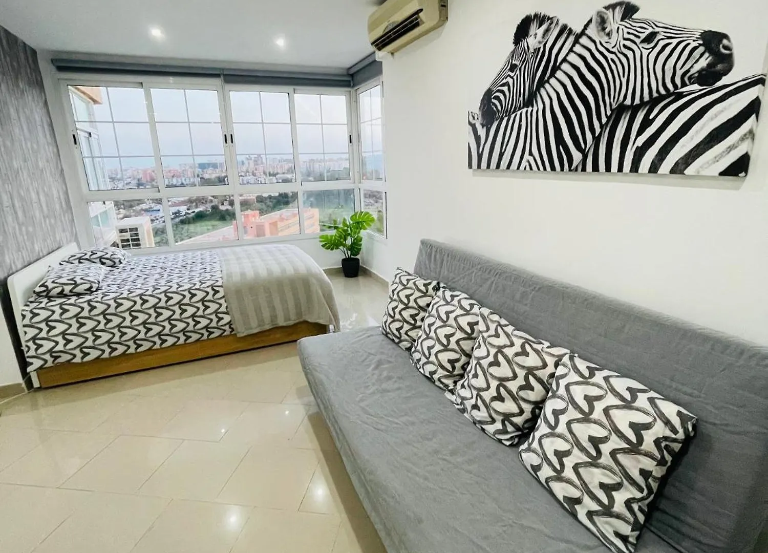 Apartment Apartamento La Torre 1337 Precioso, Moderno Y Con Piscina Torremolinos