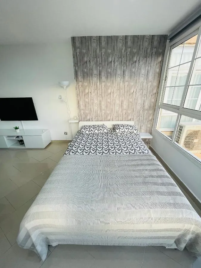 Apartment Apartamento La Torre 1337 Precioso, Moderno Y Con Piscina Torremolinos